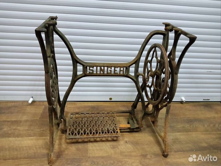 Чугунная станина Зингер Сингер