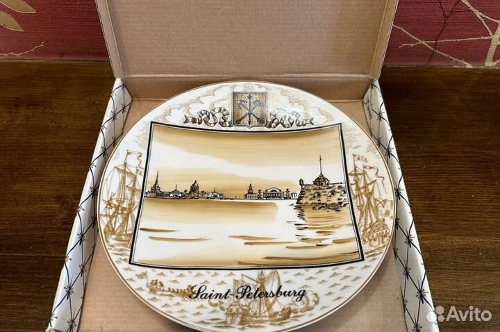 Декоративная фарфоровая тарелка. ифз лфз Люкс