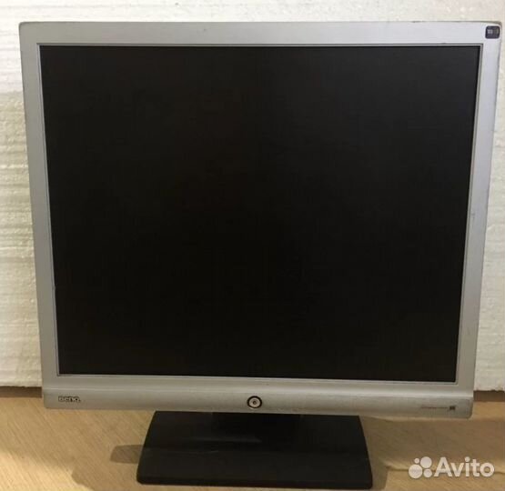 Монитор TFT 17