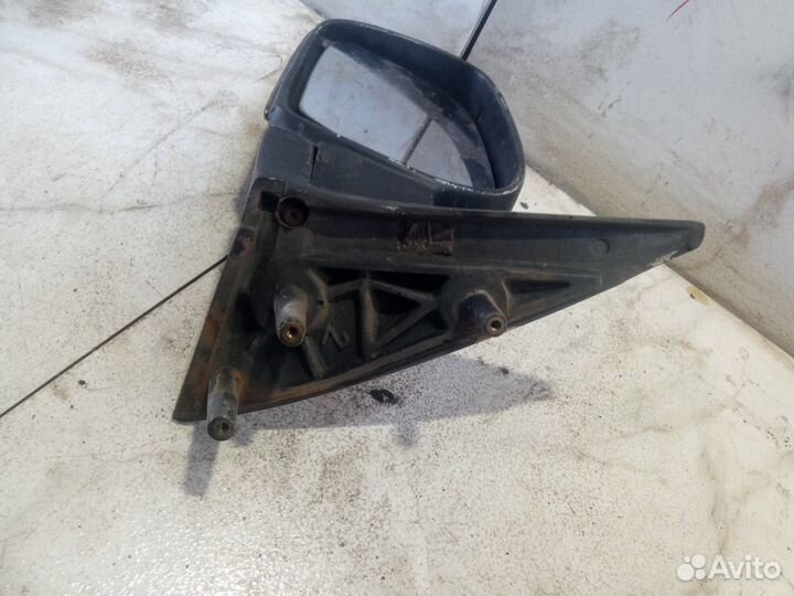 Зеркало наружное левое Chevrolet Niva 21236 2004