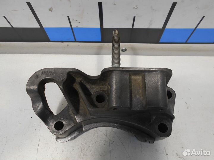 Кронштейн двигателя правый Ford C-Max 1.6tdci G8DA