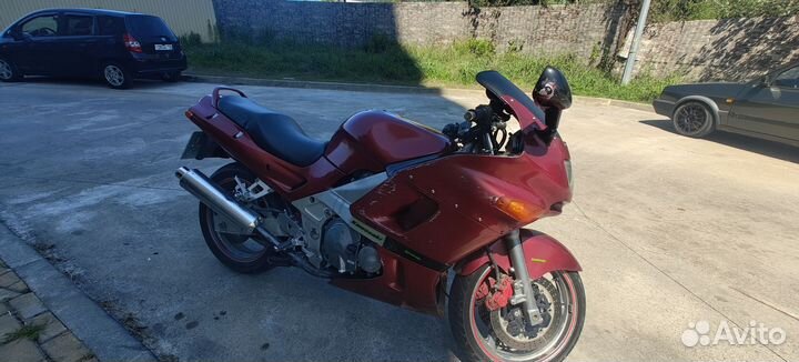 Kawasaki zzr 400-2