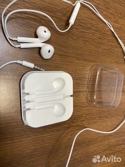 Наушники earpods