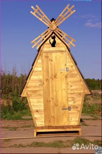 Дачный туалет деревянный SHP795
