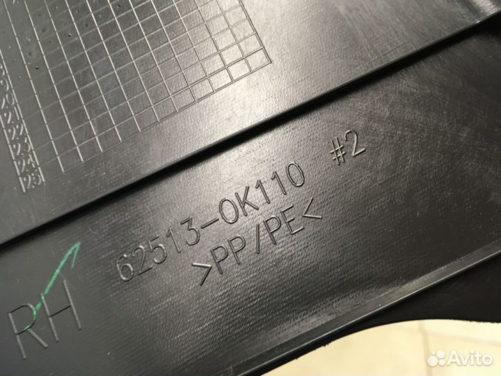 Обшивка стойки Hi Lux 2015