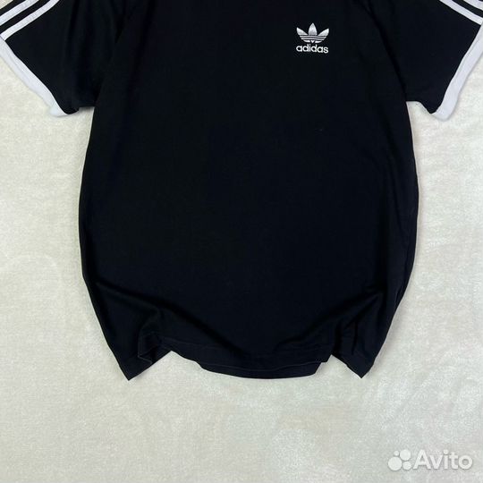 Футболка adidas