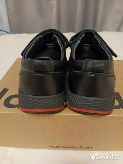 Кроссовки для мальчика 39 размер новые