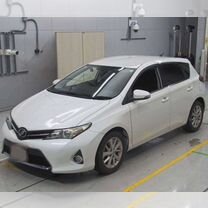 Toyota Auris 1.5 CVT, 2013, 80 000 км, с пробегом, цена 1 010 000 руб.