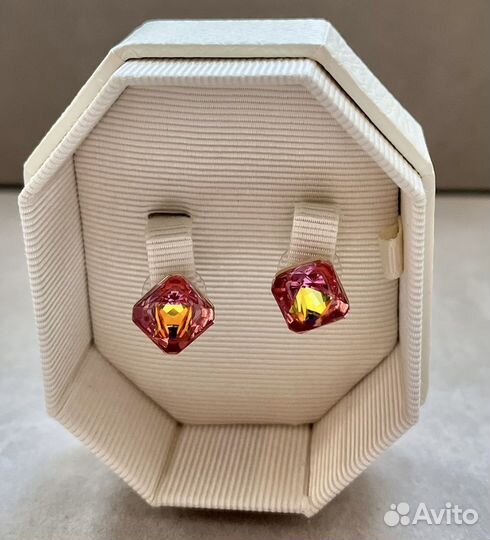 Новые Swarovski серьги Ortyx оригинал