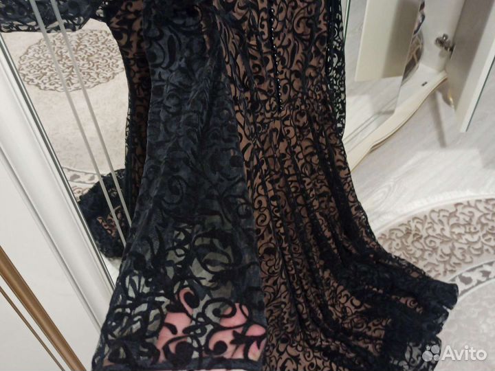 Вечернее платье