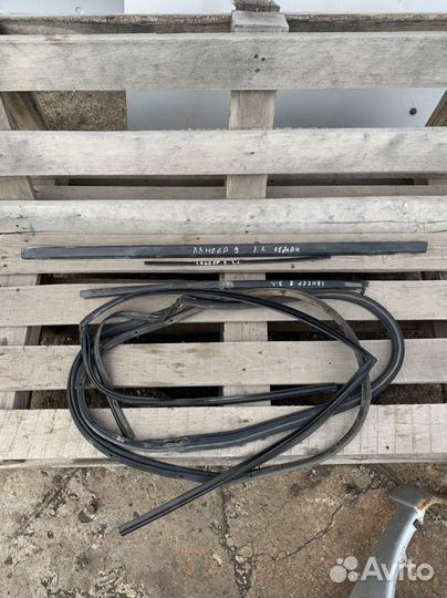 Бархотка двери задняя левая mitsubishi lancer 9