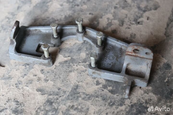 Кпп варшава жук ныса газ-69 УАЗ-450 газ-21 УАЗ-469