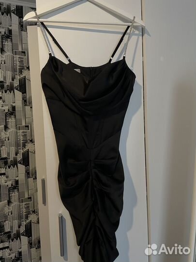 Корсетное вечернее черное платье