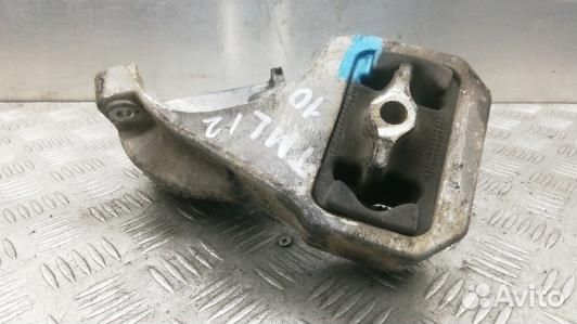 Подушка двигателя дизельная jeep grand cherokee WK