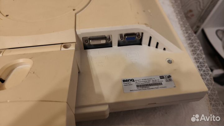 Монитор BenQ Q9T4 под ремонт или на запчасти