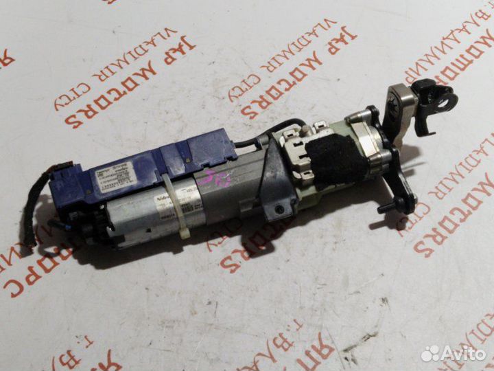 Механизм открытия крышки багажника правый Audi Q5