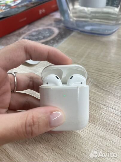 Airpods 2