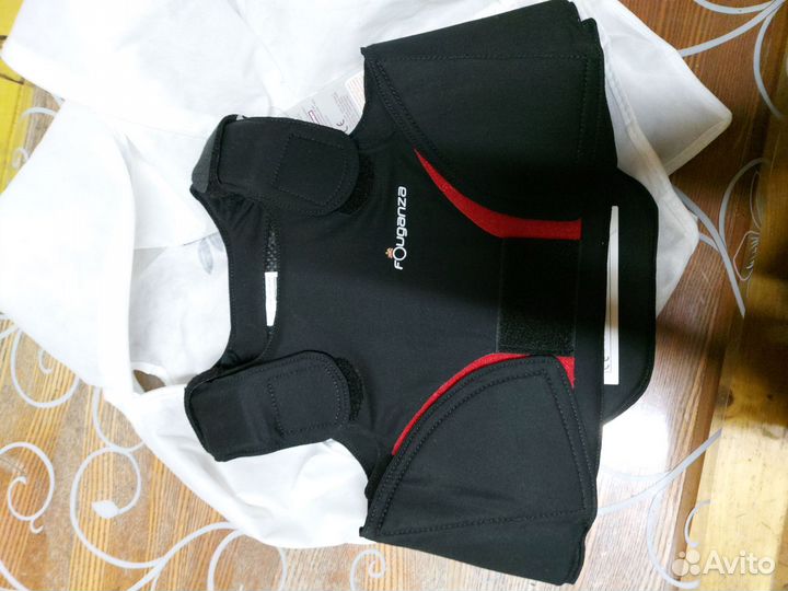 Защитный жилет для верховой езды