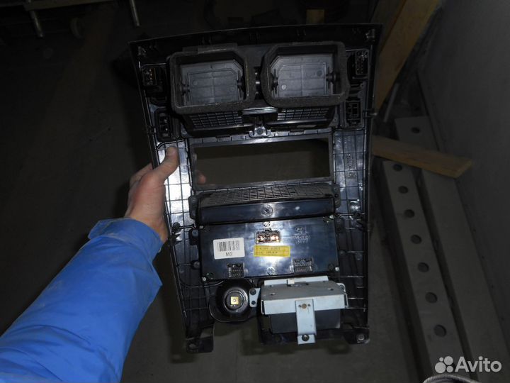 Блок управления печкой Hyundai Tucson