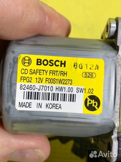 Моторчик стеклоподъемника передний правый Kia Ceed