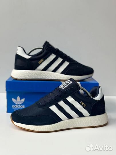 Кроссовки Adidas iniki