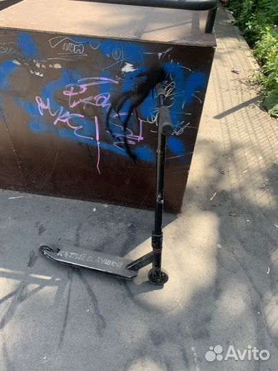 Трюковой самокат