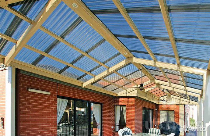 Профилированный монолитный поликарбонат