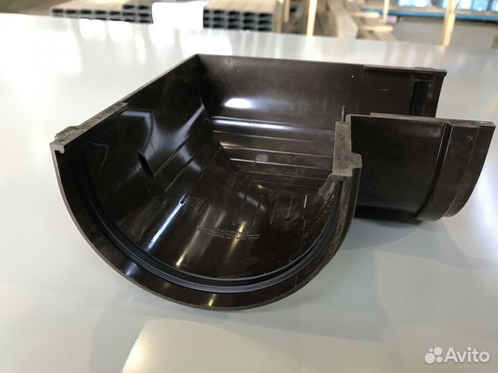 Угол желоба водостока docke