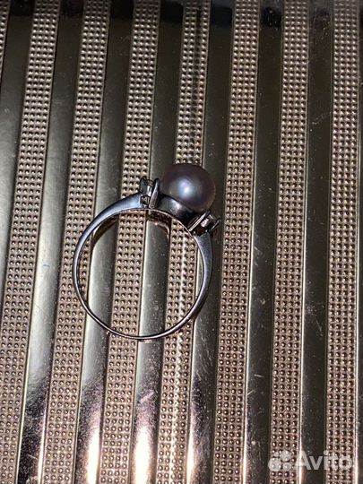 Серебряное кольцо с жемчугом