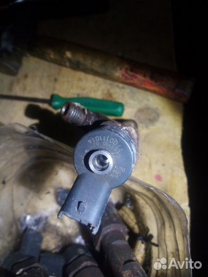 Форсунки бу рено Меган 4 штуки