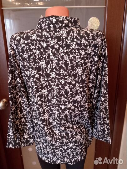 Блузка женская черная в мелкий цветок 48-52 новая