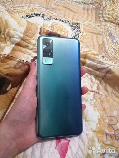 Смартфон Vivo y31