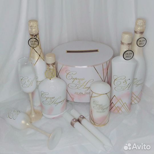 Свадебные бутылочки, казна, свечи, фужеры