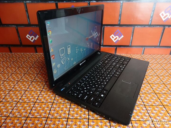 Ноутбук PB i3-1gen/Radeon 512mb/4 RAM/240 GB SSD