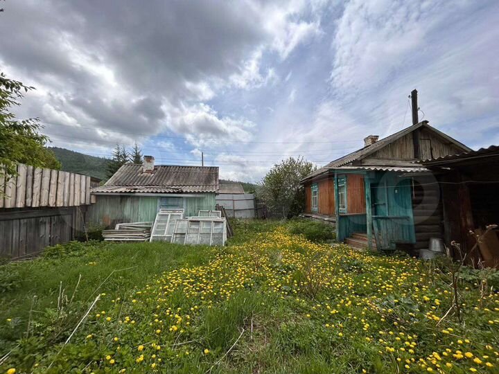 Дом 23,4 м² на участке 38 сот.