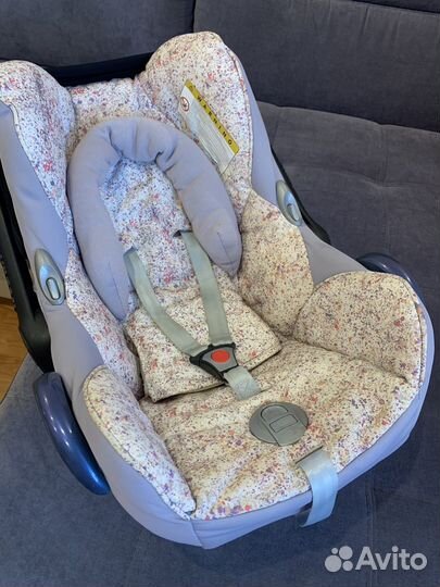 Автокресло Maxi-cosi cabriofix и база FamilyFix
