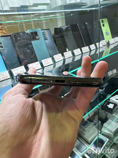 iPhone X, 64 ГБ