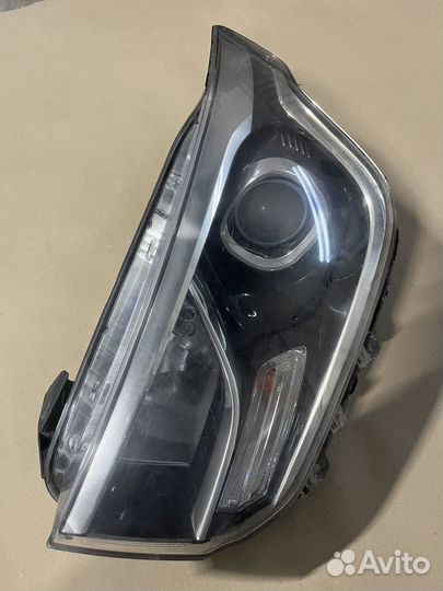 Фара левая starex h1 hyundai от 2018г