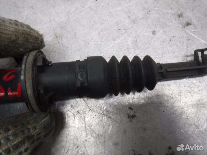 Главный цилиндр сцепления Renault Megane K4M 2005