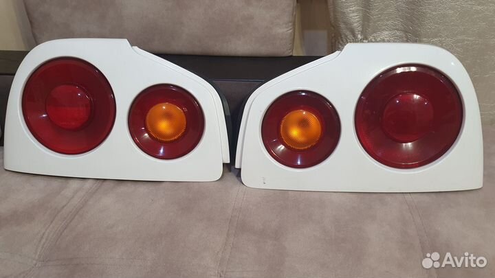 Задние фонари 2шт Nissan Skyline R34 купе