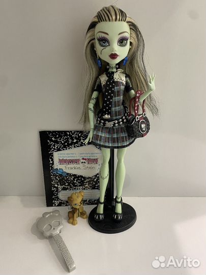 Кукла Monster High Frankie Stein базовая