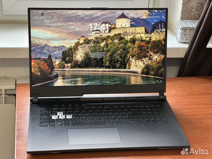 Игровой ноутбук Asus rog strix 17.3