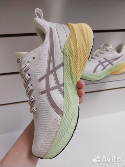 Кроссовки спортивные Asics Асикс 35 36 37 38 39