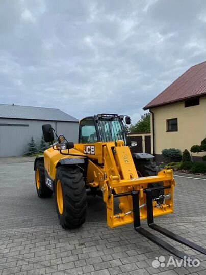 Телескопический погрузчик JCB LOADALL 531-70, 2021