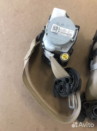 Ремень безопасности задний Порше Кайен 958(1247)