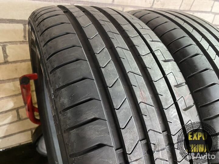 Pirelli P Zero PZ4 235/45 R20