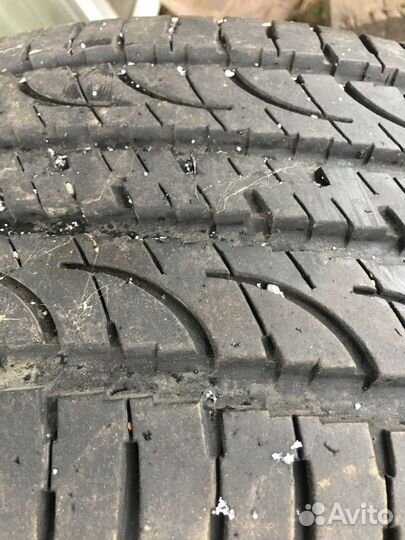 Yokohama E102 225/55 R18