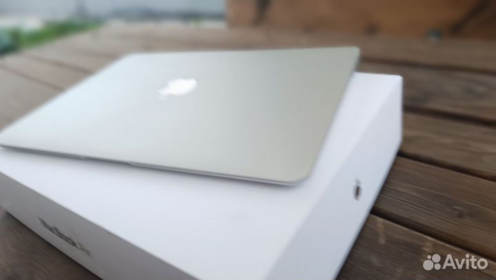 Apple MacBook air 13 2012