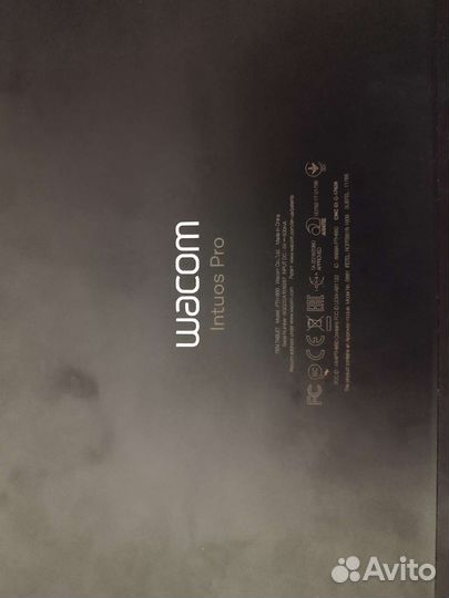 Графический планшет wacom intuos pro