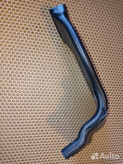 Воздуховод салона Audi A8 D4 long 4.2 cdra 2011